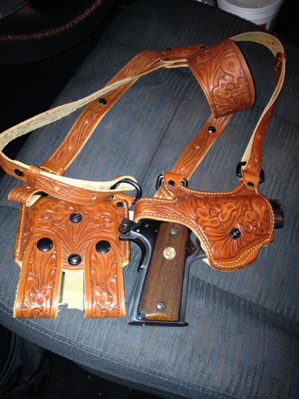 El Paso Saddlery shoulder holster 1911 Firearm Addicts